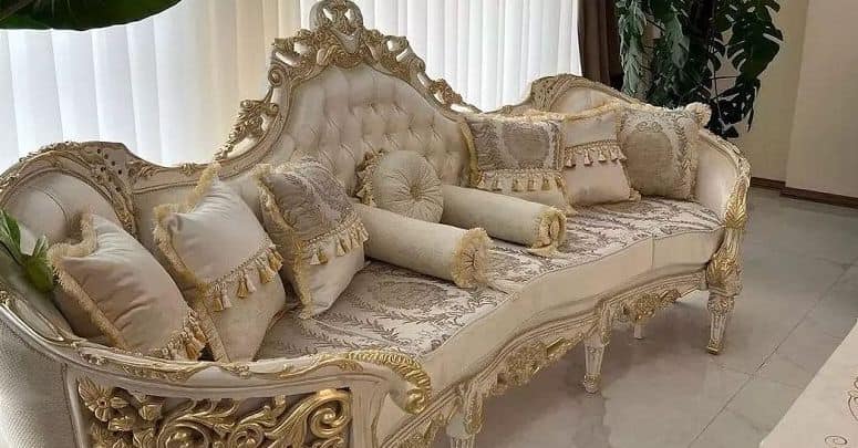 کوسن مبل کلاسیک انتخابی شیک برای دکوراسیون منزل